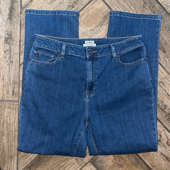L.L. Bean classic fit denim jeans 14 regular - Picture 2 of 5